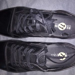 Kenneth Cole reaction